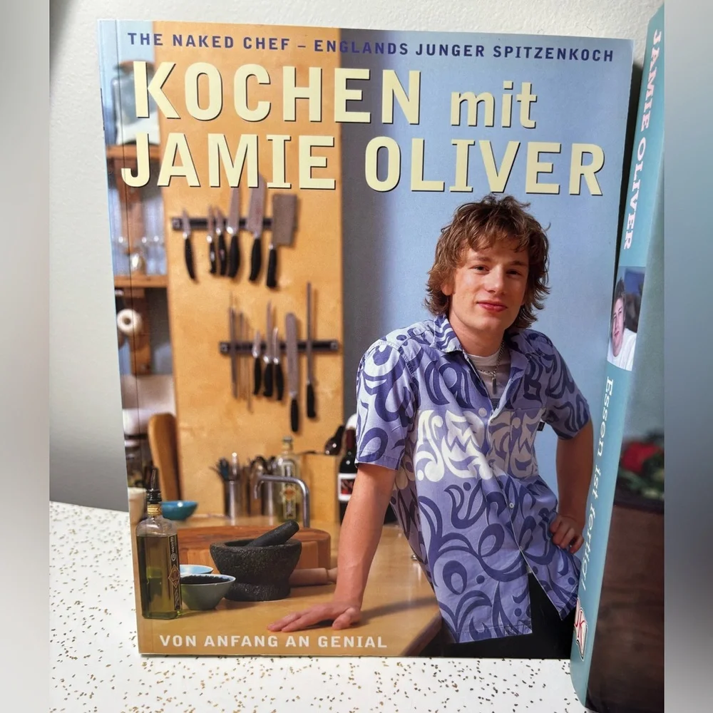 2x Jamie Oliver cookbooks in German - Picture 3 of 8